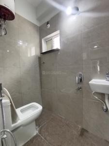 Bathroom Image of 400 Sq.ft 1 RK Apartment / Flat for rent in Madhapur Hyderabad for Rs. 25000