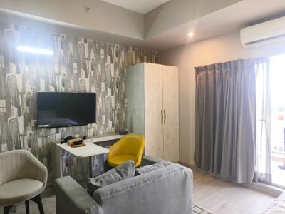 Living Room Image of 741 Sq.ft 1 BHK Apartment / Flat for sale in Silverglades Merchant Plaza, Sector 88 Gurgaon for Rs. 7800000