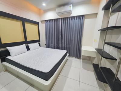 Bedroom Image of 1950 Sq.ft 3 BHK Apartment / Flat for rent in Indraprasth Greens, Shyamal Ahmedabad for Rs. 55000