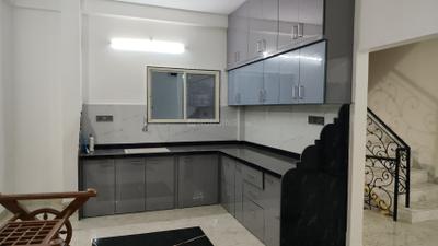 Kitchen Image of 1200 Sq.ft 3 BHK Builder Floor for rent in Nipania Indore for Rs. 25000