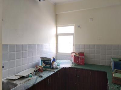 Kitchen Image of 1300 Sq.ft 3 BHK Apartment / Flat for sale in Amrapali Verona Heights, Noida Extension Greater Noida for Rs. 9365400