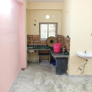 Kitchen Image of 975 Sq.ft 2 BHK Apartment / Flat for rent in Dum Dum Cantonment Kolkata for Rs. 18000