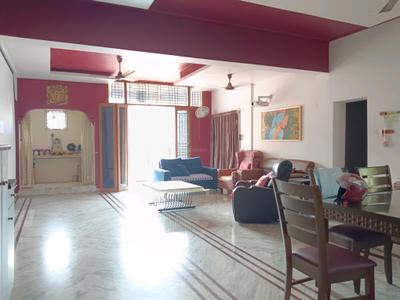 Living Room Image of 9000 Sq.ft 9 BHK Independent House for sale in Kasba Kolkata for Rs. 120000000