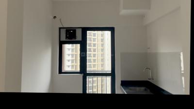 Kitchen Image of 911 Sq.ft 3 BHK Apartment / Flat for rent in Runwal Gardens Phase 3 Bldg No 29 30, Dombivli East Thane for Rs. 30000