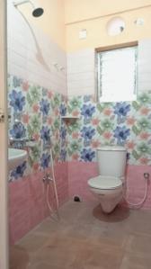 Bathroom Image of 1100 Sq.ft 3 BHK Apartment / Flat for sale in Kalikapur, EM Bypass Kolkata for Rs. 6500000