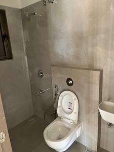 Bathroom Image of 550 Sq.ft 1 BHK Apartment / Flat for rent in Gala Swayam, Matunga West Mumbai for Rs. 65000