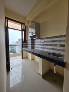 Kitchen Image of 372 Sq.ft 1 RK Apartment / Flat for rent in Sector 72 Noida for Rs. 12599