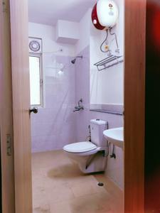 Image of 1150 Sq.ft 2 BHK Apartment / Flat for sale in Jaypee Kensington Park Apartments, Sector 133, Noida for Rs. 9500000