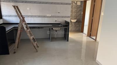 Kitchen Image of 1600 Sq.ft 3 BHK Apartment / Flat for rent in Parab Nagar Nashik for Rs. 18500