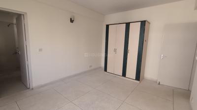 Bedroom Image of 1400 Sq.ft 3 BHK Apartment / Flat for rent in DLF Wellington Estate, Sector 53 Gurgaon for Rs. 60000