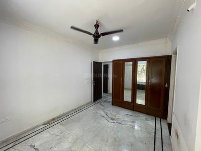 Bedroom Image of 1450 Sq.ft 3 BHK Apartment / Flat for rent in Santacruz West Mumbai for Rs. 160000