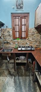 Kitchen Image of 1100 Sq.ft 2 BHK Builder Floor for rent in Kalighat Kolkata for Rs. 30000