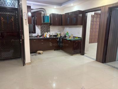Kitchen Image of 800 Sq.ft 3 BHK Apartment / Flat for rent in RWA Om Vihar, Uttam Nagar New Delhi for Rs. 13000