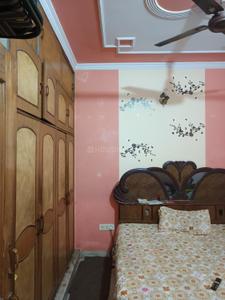 Bedroom Image of 432 Sq.ft 1 BHK Builder Floor for sale in Model Town New Delhi for Rs. 5000000