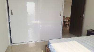 Bedroom Image of 812 Sq.ft 2 BHK Apartment / Flat for rent in Shapoorji Pallonji BKC 28, Bandra East Mumbai for Rs. 125000