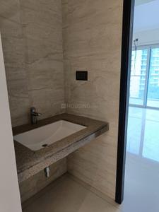 Image of 1379 Sq.ft 2 BHK Apartment / Flat for sale in Wadhwa Solitaire, Hadapsar, Pune for Rs. 12000000