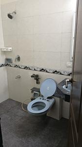 Image of 800 Sq.ft 2 BHK Apartment / Flat for rent in K Raheja Interface Heights, Malad West, Mumbai for Rs. 75000