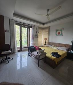 Bedroom Image of 2050 Sq.ft 3 BHK Builder Floor for sale in Defence Colony New Delhi for Rs. 140000000