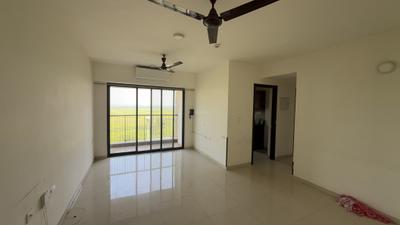 Living Room Image of 1150 Sq.ft 2 BHK Apartment / Flat for sale in Lodha Splendora Riverview, Thane West Thane for Rs. 11500000