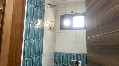 Image of 750 Sq.ft 3 BHK Builder Floor for sale in Sector 3 Rohini, New Delhi for Rs. 9000000