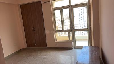 Bedroom Image of 1295 Sq.ft 3 BHK Apartment / Flat for sale in Supertech Ecociti, Sector 137 Noida for Rs. 13000000