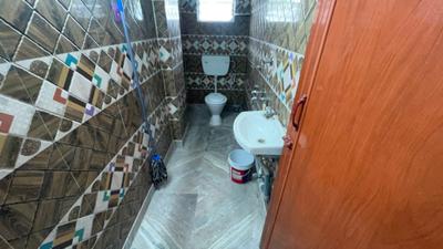 Bathroom Image of 700 Sq.ft 2 BHK Apartment / Flat for sale in South Dum Dum Kolkata for Rs. 2500000