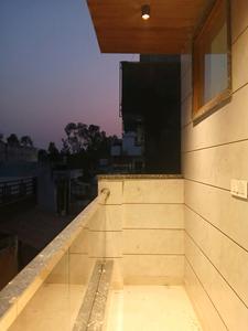 Kitchen Image of 800 Sq.ft 1 BHK Builder Floor for sale in  Shalimar Bagh BH West Block RWA, Shalimar Bagh New Delhi for Rs. 6500000