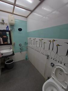 Bathroom Image of 2500 Sq.ft 4 BHK Independent House for rent in Lok Puram Extn, Thane West Thane for Rs. 120000
