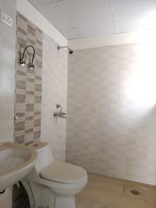 Common Bathroom Image of 628 Sq.ft 1 BHK Apartment / Flat for sale in Nilaya Greens, Raj Nagar Extension Ghaziabad for Rs. 3240000