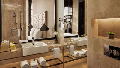 Image of 3366 Sq.ft 6 BHK Apartment / Flat for sale in Parinee Liva Roca, Juhu, Mumbai for Rs. 121500000