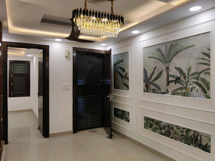 Investors zone sector 1 vasundhara Main Image 1