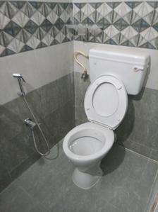 Bedroom Two Image of 1100 Sq.ft 2 BHK Apartment / Flat for rent in Sanath Nagar Hyderabad for Rs. 24000