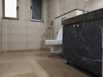 Bathroom Image of 4300 Sq.ft 4 BHK Penthouse for sale in TATA Primanti Villa, Sector 72 Gurgaon for Rs. 105000000