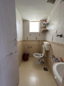 Bathroom Image of 2000 Sq.ft 3 BHK Penthouse for sale in  Gangotri Apartments, Vastrapur Ahmedabad for Rs. 9500000