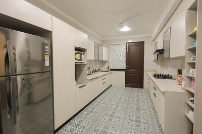 Kitchen Image of 5700 Sq.ft 5 BHK Apartment / Flat for sale in Ambience Lagoon, DLF Phase 3 Gurgaon for Rs. 115000000