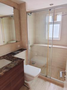 Bathroom Image of 1983 Sq.ft 3 BHK Apartment / Flat for sale in DLF Park Place, Sector 54 Gurgaon for Rs. 67500000