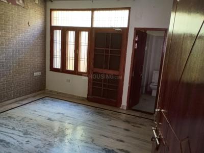Bedroom Image of 4000 Sq.ft 3 BHK Builder Floor for rent in Ashiyana Lucknow for Rs. 35000