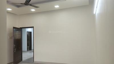 Bedroom Image of 2250 Sq.ft 3 BHK Builder Floor for sale in Sector 32 Faridabad for Rs. 16000000