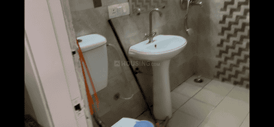 Bathroom Image of 930 Sq.ft 2 BHK Apartment / Flat for rent in Gaurs Atulyam, Omicron I Greater Noida for Rs. 35000