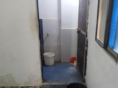 Bathroom Image of 500 Sq.ft 1 BHK Apartment / Flat for rent in Maharajpur Jabalpur for Rs. 9000