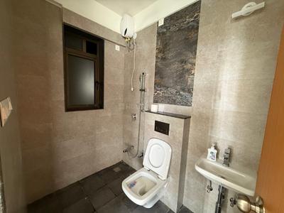 Bathroom Image of 916 Sq.ft 3 BHK Apartment / Flat for rent in Lodha Eternis, Andheri East Mumbai for Rs. 105000