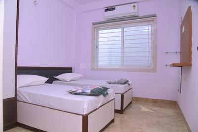 Bedroom Image of 900 Sq.ft 1 BHK Apartment / Flat for rent in Palasia Indore for Rs. 18000
