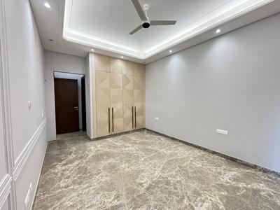Bedroom Image of 4500 Sq.ft 4 BHK Builder Floor for sale in Gulmohar Park New Delhi for Rs. 180000000