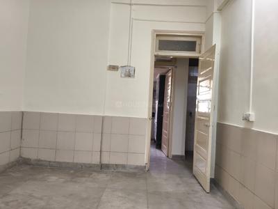 Bathroom Image of 650 Sq.ft 1 BHK Apartment / Flat for sale in Chedda Nagar Mumbai for Rs. 12000000
