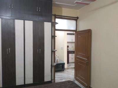 Bedroom Image of 600 Sq.ft 2 BHK Builder Floor for rent in Mayur Vihar Phase 1 New Delhi for Rs. 22000