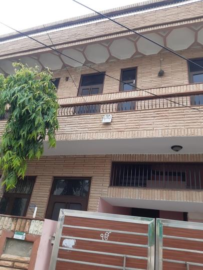 Model Town Phase 2, Model Town More Images 1