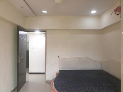 Bedroom Image of 1470 Sq.ft 3 BHK Apartment / Flat for rent in Godrej The Trees, Vikhroli East Mumbai for Rs. 160000