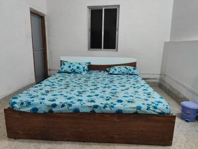 Bedroom Image of 1200 Sq.ft 2 BHK Builder Floor for rent in Naria Varanasi for Rs. 15000