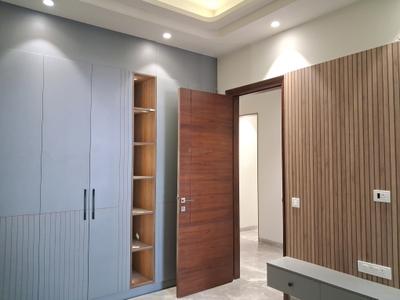 Bedroom Image of 1800 Sq.ft 3 BHK Builder Floor for sale in Paschim Vihar New Delhi for Rs. 36000000