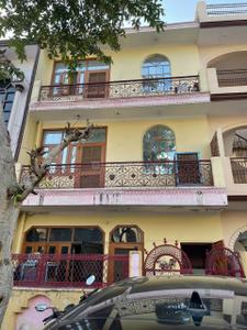 Image of 1500 Sq.ft 5 BHK Independent House for sale in Beta II, Greater Noida for Rs. 16000000